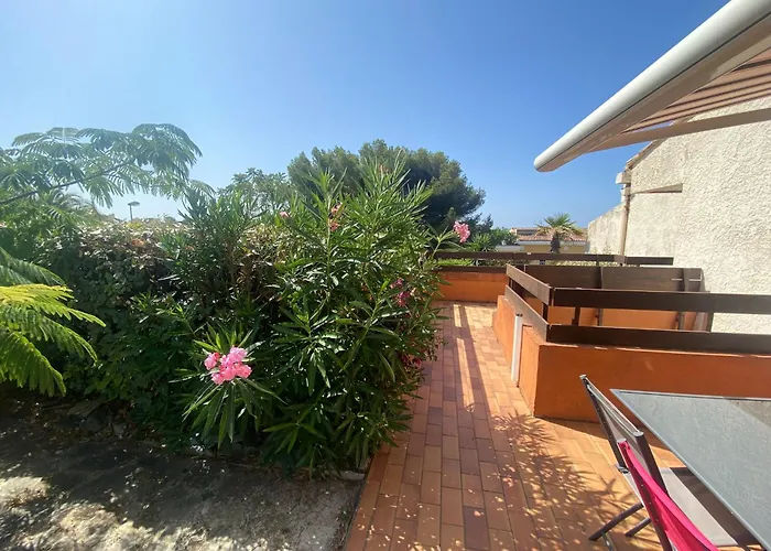 Appartement Cosy A Sanary Plage De Portissol-Climatise-Parking Prive